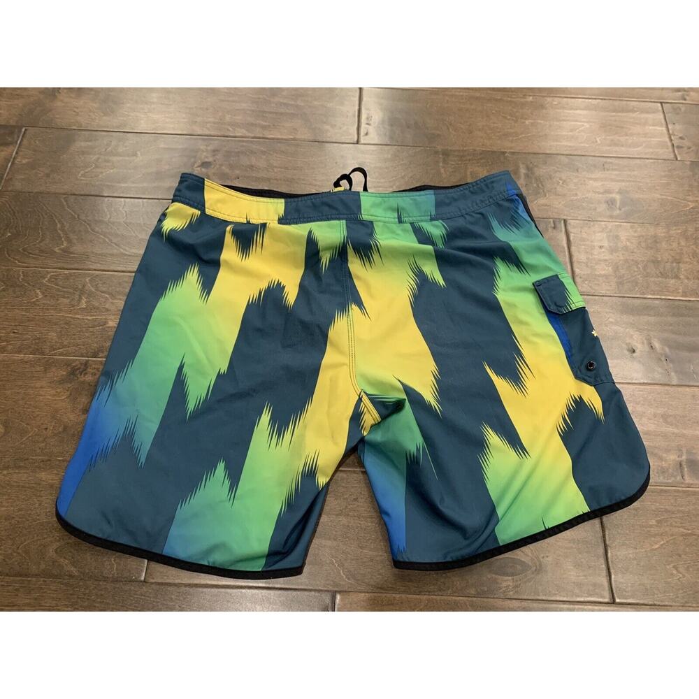 Nike Mens Multicolor GF Allover Print Soccer Shorts Size 38 589351-311 - Picture 2 of 10